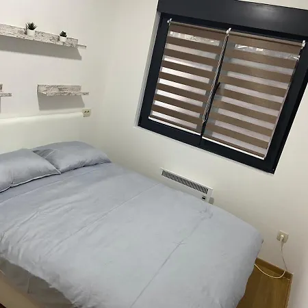 Apartman Pekovic S3 *